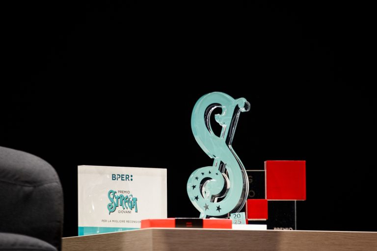 immagine per Cardito, Teatro comunale di Cardito 03 06 25Premio Strega Giovani- Vincitore Andrea Bajani©Pasqualini, Fucilla